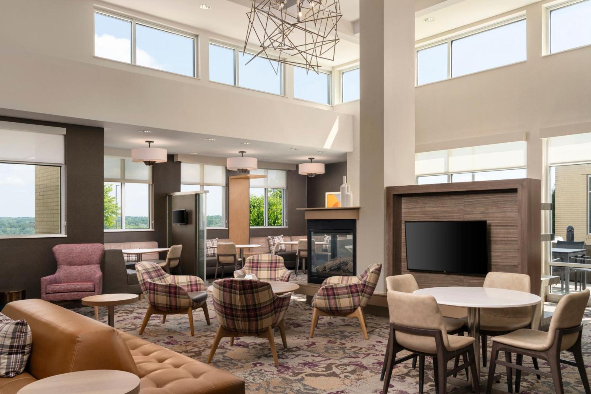 Residence Inn By Marriott Milwaukee West Wauwatosa Ngoại thất bức ảnh